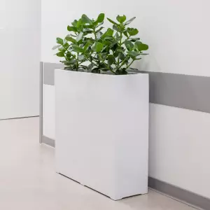 biała prostokątna wysoka donica do biura